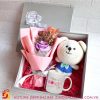 Bộ quà tặng Romantic: Gấu bông, cốc sứ và hoa