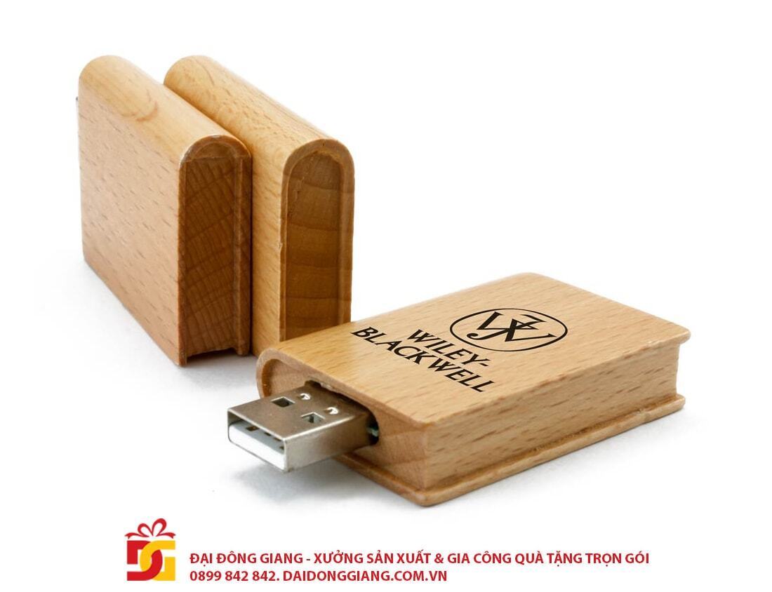 Đặt USB theo yêu cầu làm quà tặng doanh nghiệp